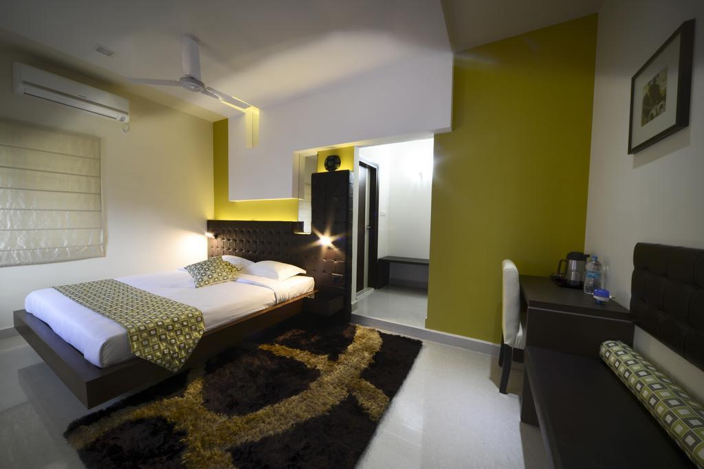Hotel Serenity La Vista Hajdarábád Exteriér fotografie