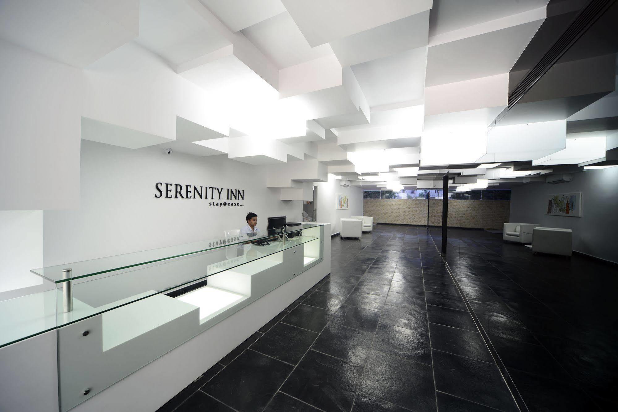 Hotel Serenity La Vista Hajdarábád Exteriér fotografie