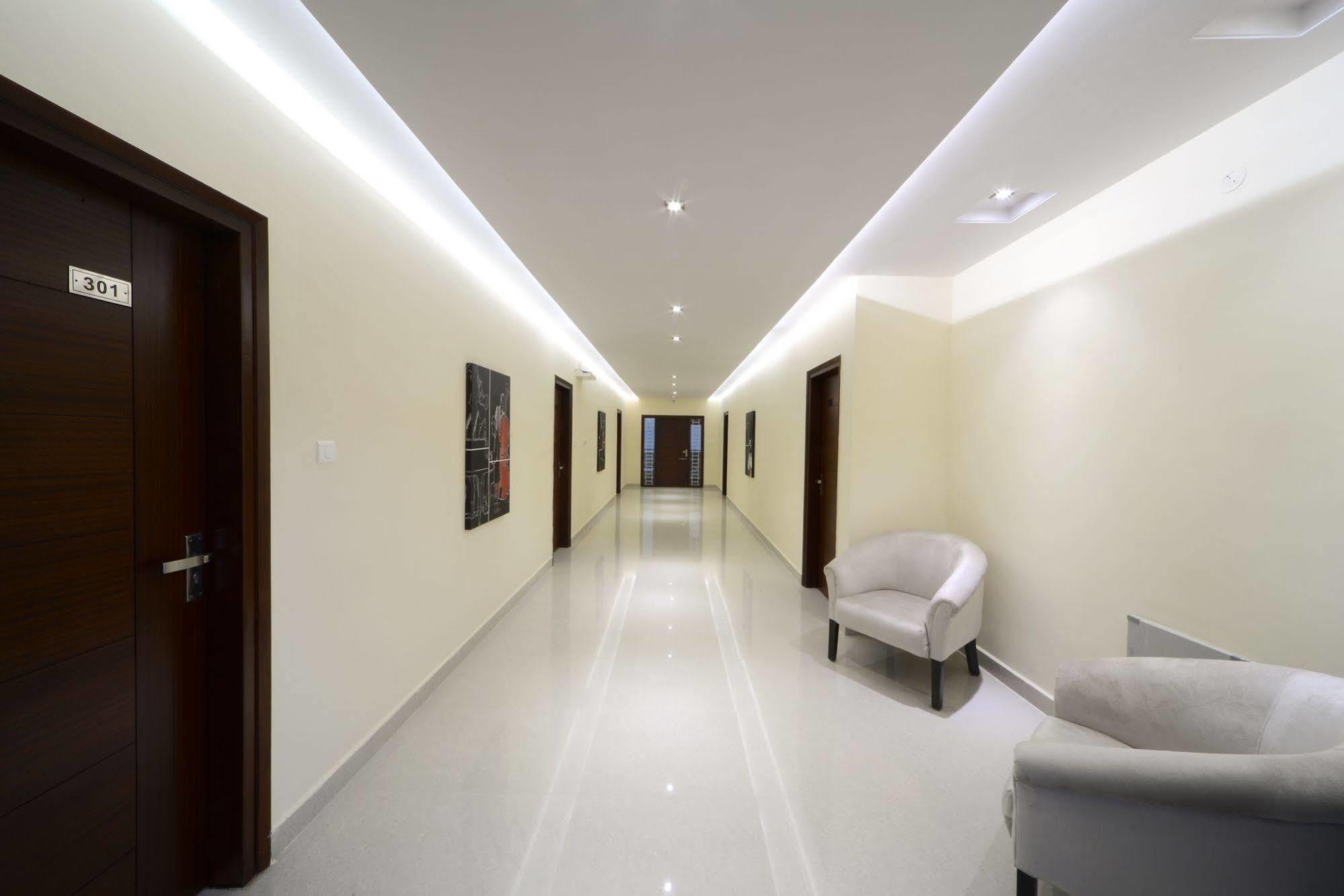 Hotel Serenity La Vista Hajdarábád Exteriér fotografie