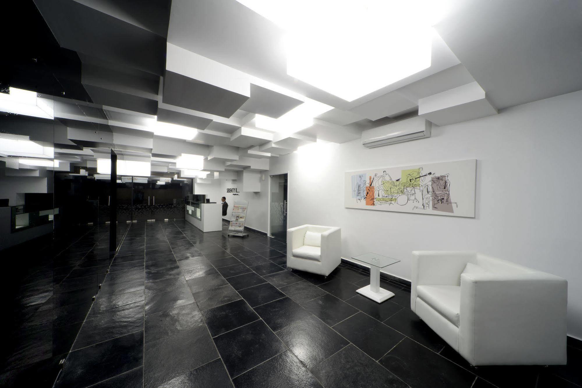 Hotel Serenity La Vista Hajdarábád Exteriér fotografie
